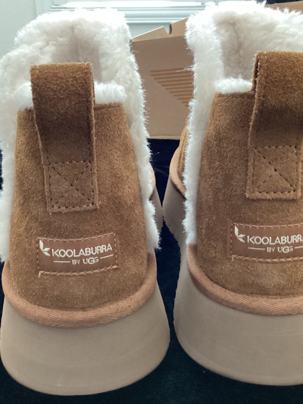 Koolaburra , NEW WITH TAGS, W Koola Ultra Mini platform, size 10 - Picture 6 of 9
